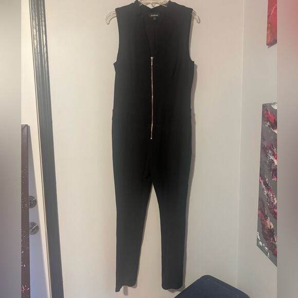 Bebe Black Sleeveless Zip Front Jumpsuit size large - Picture 3 of 11